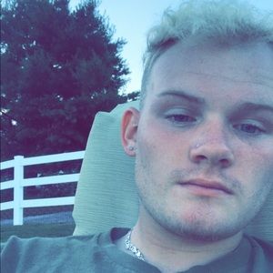 Meet your Posher, Logan